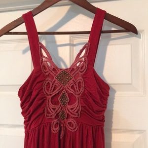 Papillon red maxi dress with appliqué